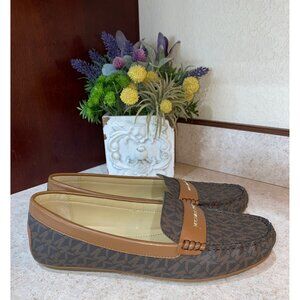 Michael Kors Signature Felicia Moccasin Brown Logo Slip-On Loafers Tan Leather T